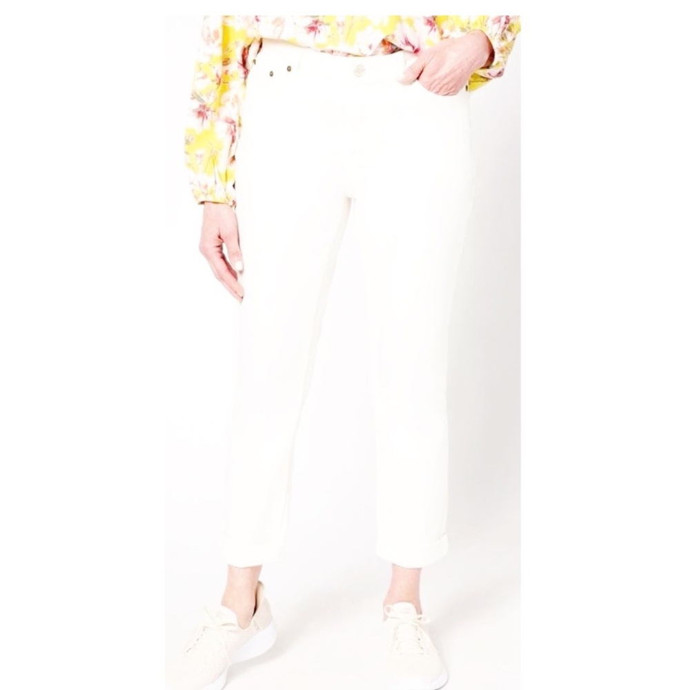 Martha Stewart Mid Rise Cropped Flare Jean NWT Size 20